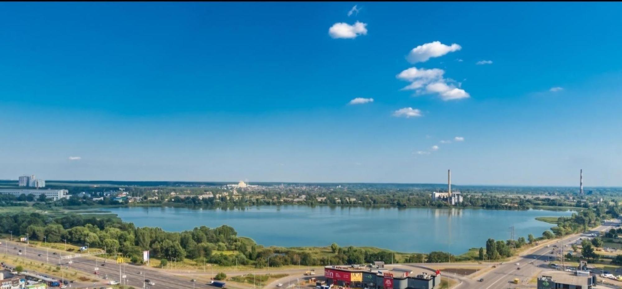 Панорамний Краєвид На Озеро! Поруч З Метро! Kiev Esterno foto